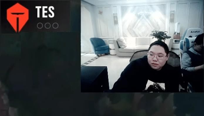 评价|PDD谈与Uzi关系，他虽然肥又丑，但我挺他，毕竟我两都像369