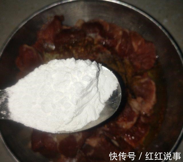做法|孜然羊肉，做法简单，太解馋了！