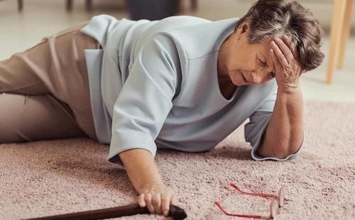 早起|为什么高血压愈发“无孔不入”?医生提醒:早起3不要,血压自己降