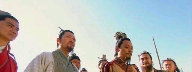 宋江|人傻钱多卢俊义!《水浒传》中为何宋江要下套把卢俊义请上梁山