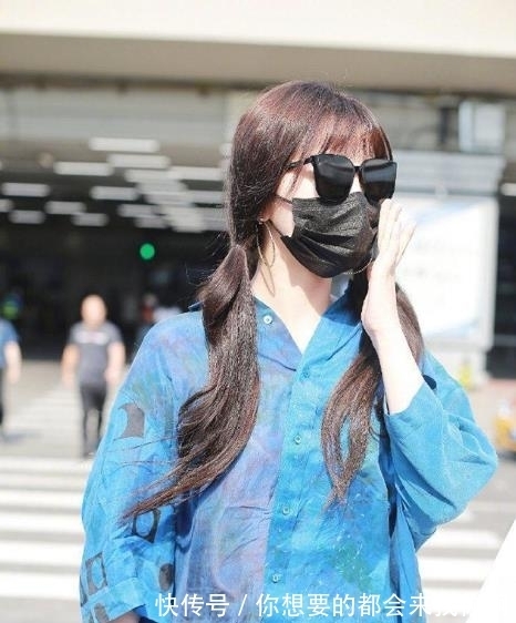 双马尾|虞书欣太会了!穿松松垮垮的衬衫也藏不住好身材,扎双马尾好乖巧