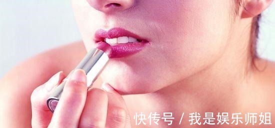 妹子 打开“口红”直接就往嘴上抹 涂口红这4大误区, 看看你中招了吗!