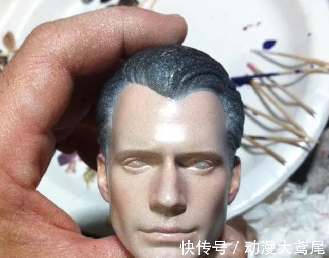 三国人物|日本最强手办涂装大神!十几块钱收购山寨品,涂装后价值飙升上万