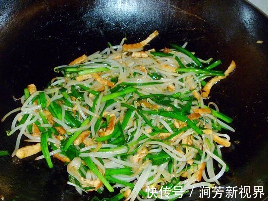 豆芽|此菜不貴營養好，現在吃正是時候，三高、身體虛的人尤其要多吃