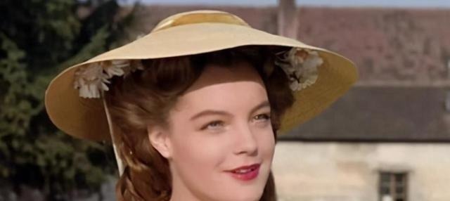 童话$历史上的茜茜公主比电影中的更漂亮,她是童话中的美丽皇后