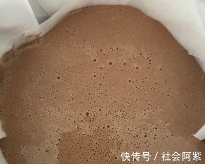 可可酸奶蛋糕|可可酸奶蛋糕，口味鲜美形好色亮，一学就会