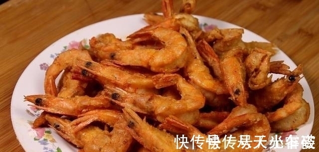 虾皮虾|炸大虾,有人用面粉有人直接炸?都不对!教你正确做法,酥脆解馋