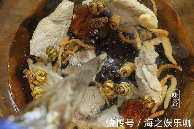 太子参|三伏天,经常熬夜多喝这汤,4样食材简单煲一煲,清香回甘真下火