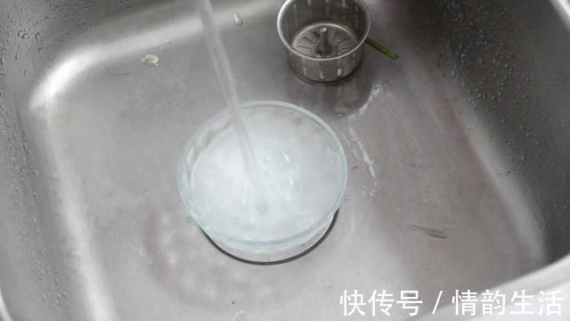 下水道|洗碗池里放一个塑料瓶,作用真厉害,我也是刚知道,尽快告诉家人