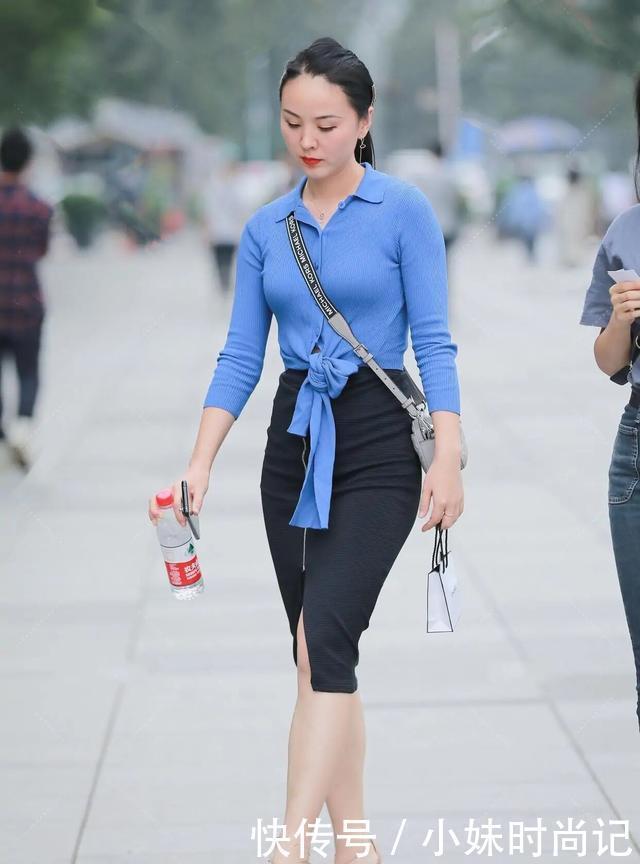 半身裙|街拍:真正懂穿搭的女士, 还要看半身裙“脸色”, 这样穿时髦又优雅!