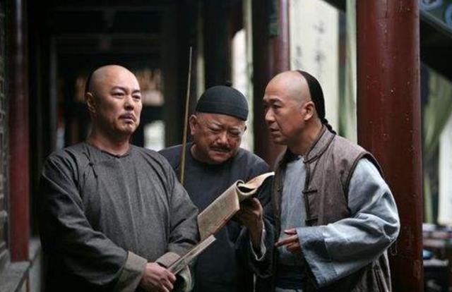 和珅给出上联三斤四两五花肉,纪晓岚对出下联后,和珅冷汗直流