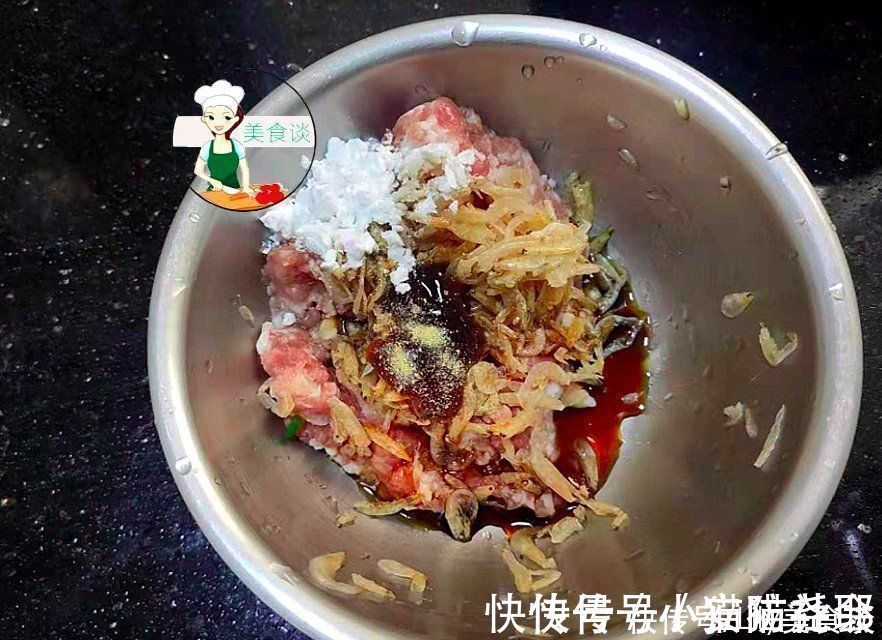 天冷了，豆腐和它是绝配，5分钟上桌，太鲜美了，简单营养又暖身