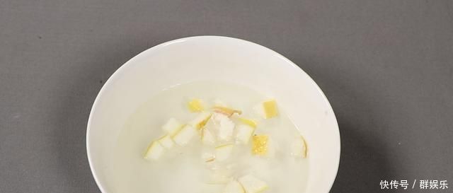 用途|柚子皮在水中泡一泡，用途好厉害，早知道就好了