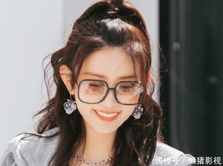 郭麒麟|孟子义情商低引热议,被经纪人骂后发文道歉,评论区画风却不太对