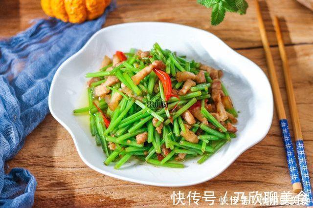 茼蒿|这个菜貌不惊人，却营养丰富，可惜很多人冷落了它！