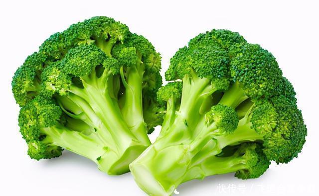 上桌|西兰花不炒肉,教你独特吃法,只需10分钟就上桌,口感清脆又好吃