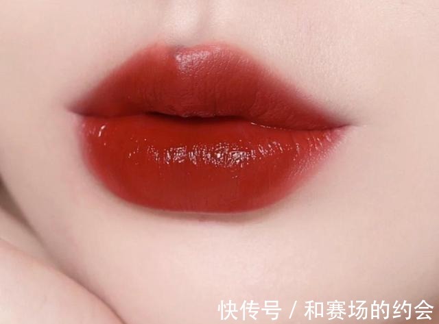 档次|黄皮2021必入的四只口红,显白气质又与众不同,质感高级上档次
