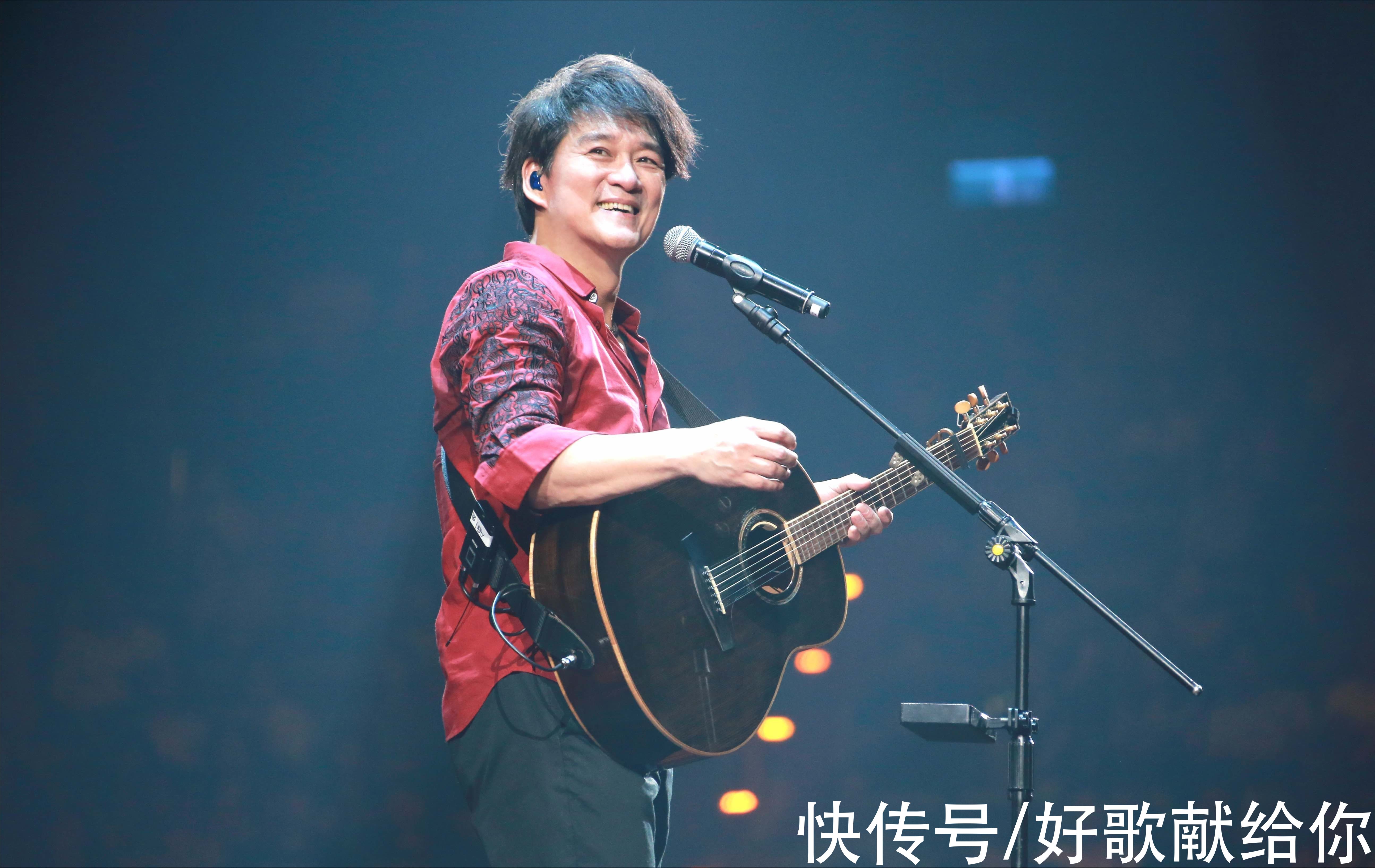 周华健被年轻人质疑，拿出赫赫战绩，当红偶像在他面前也不值一提