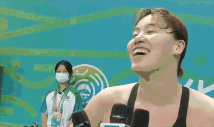 新民晚报特派|告别“洪荒之力”，“泥石流少女”傅园慧又在憋大招？