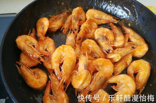 番茄酱|大虾这样做才入味，做法也简单得很，色香味俱全
