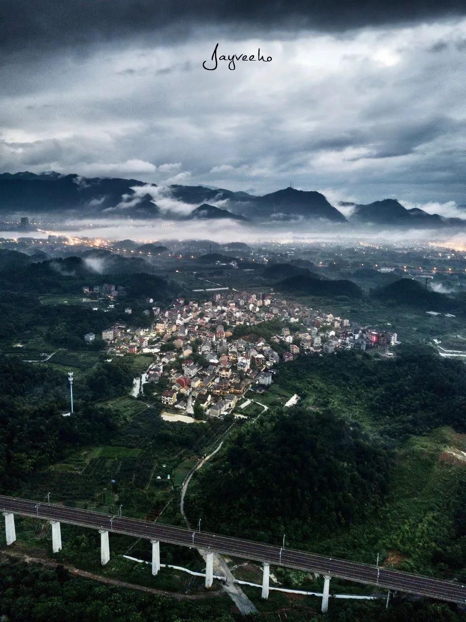 全球最佳旅行目的地公布，中国这座唯一入选的小城，美得诗情画意