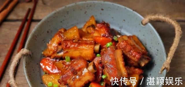 买排骨时,要分清“前排”和“后排”!二者差别很大,弄懂了再买!