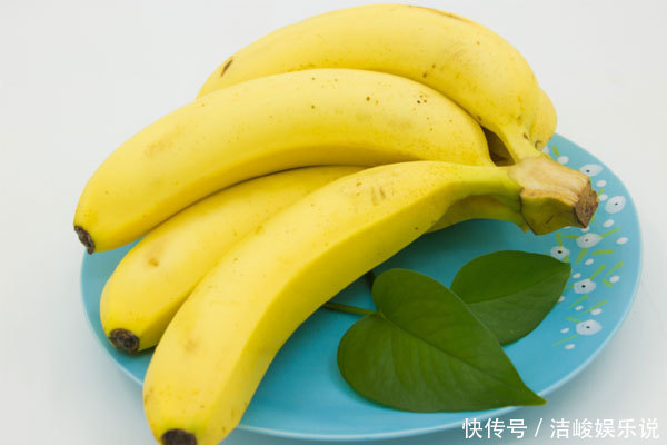 胃疼痛|吃香蕉能不能缓解便秘友情提醒香蕉吃不对,反而会惹上麻烦