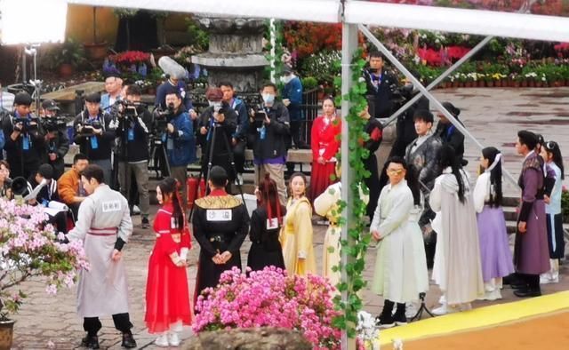 蔡玉坤|跑男三国团,蔡徐坤cos周瑜令人惊艳,Baby cos貂蝉倾国倾城