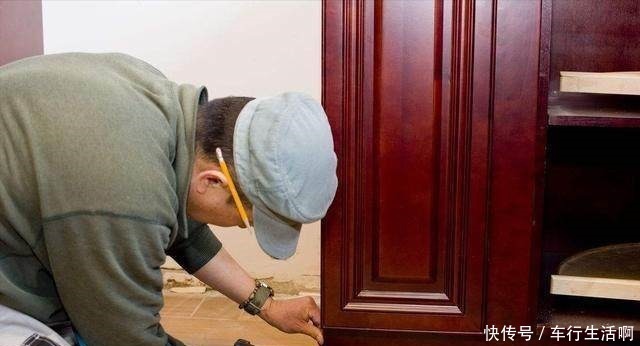 橱柜门|厨房橱柜万万要这样安装,住久了才知多实用,懊悔没早知道!