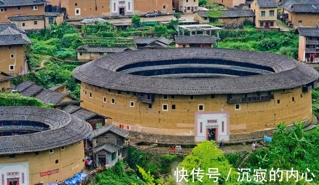 建筑材料|中国客家土楼，墙体为泥块里面无铁无水泥，却能屹立600年不倒