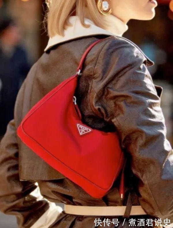 tote 今年最时髦,有个性的包包!今年最时髦,有个性的包包!