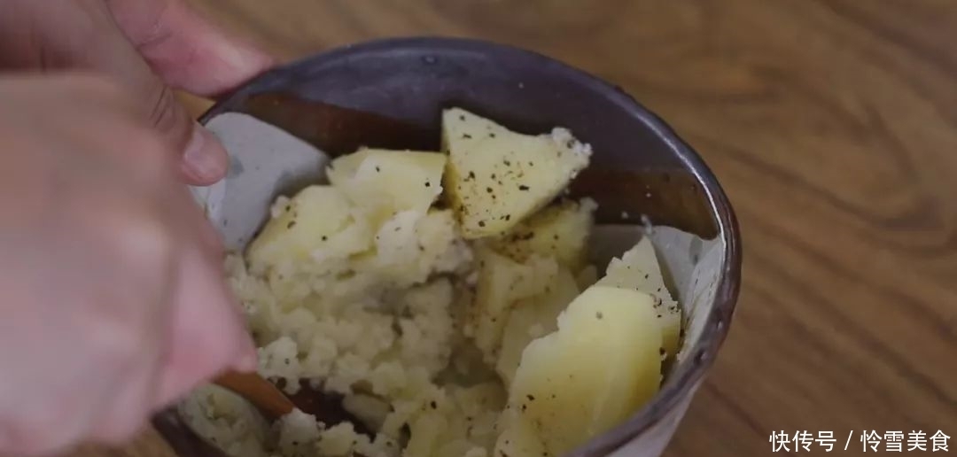教你做土豆全网最红的吃法,不光颜值爆表还好吃到舔盘子