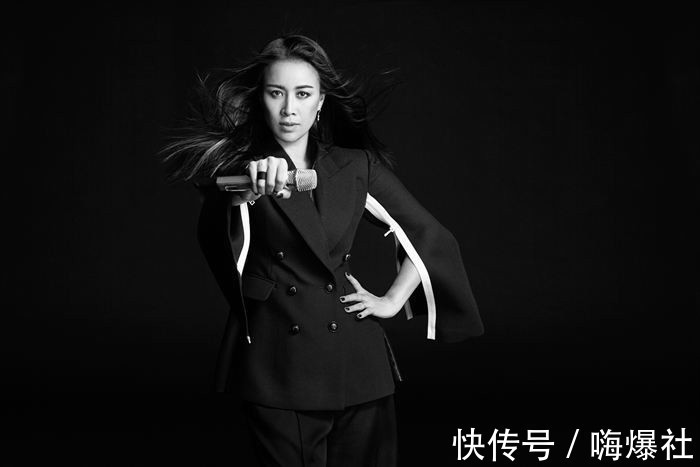 退出|爆料成事实!《中国好声音》官宣那英退出,将由廖昌永接捧