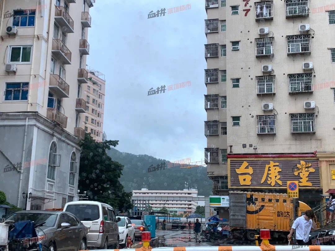 梅林|福田新盘:上梅林雅苑规划可售704套住宅 日前项目尚在挖基坑
