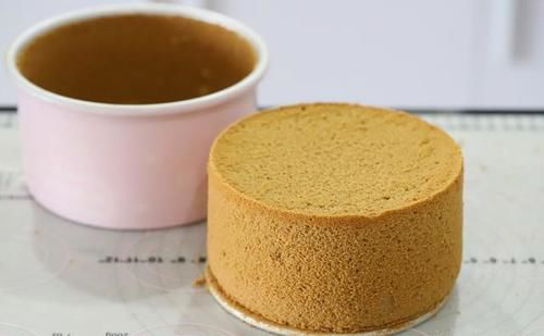  蛋白|入冬必备的甜点！焦糖饼干咖啡奶油蛋糕，爱上这香浓的美味