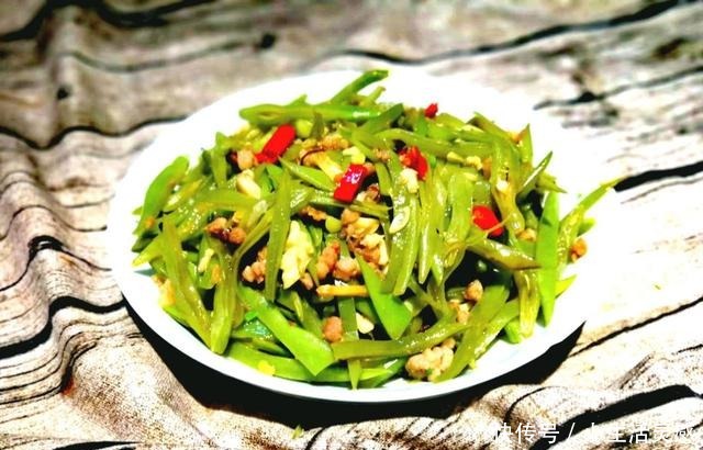 营养|夏天吃它正是时候,一次买5斤,营养比20个鸡蛋还高