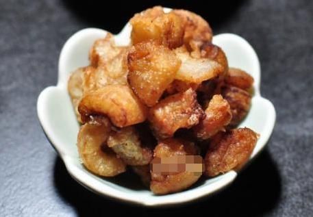 肥肉丁|“猪油渣”到底能不能吃原来我们一直给弄错了,看完后才明白