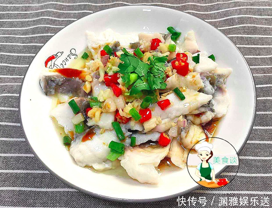 鱼肉|鱼肉此做法,不蒸不炖,5分钟上桌,又嫩又滑,实在是太鲜美了!