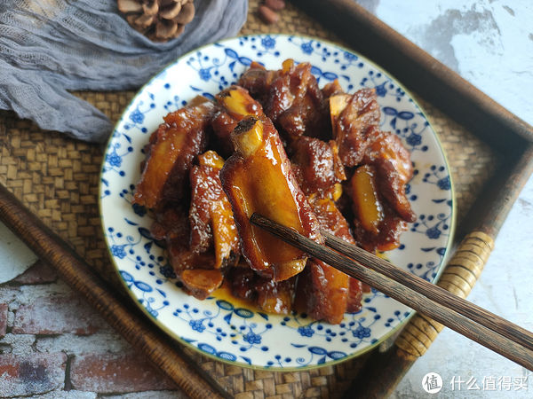 窍门|做红烧排骨，记住“2不放2窍门”，软烂脱骨、味道鲜香无腥味