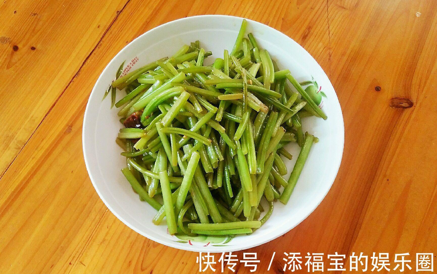 大蒜|此菜是“碱性蔬菜”,吃啥都不如多吃点此菜,很多人都扔掉了