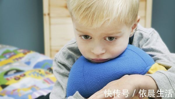 困境|孩子如果出现“隐忍式表达”,父母要引起重视,会有这3种伤害