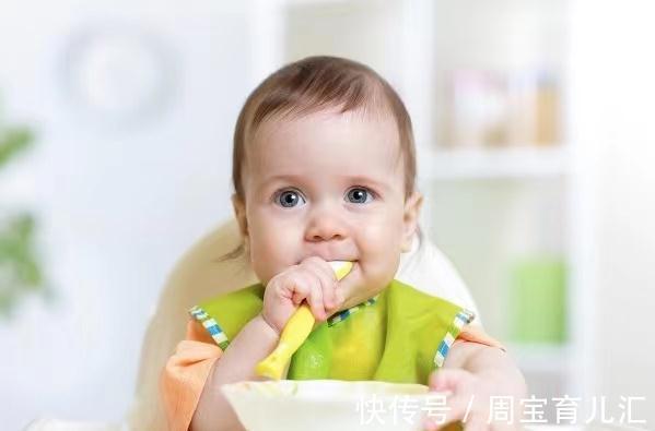 宝宝|喝奶的宝宝需要补水吗?识别几大“缺水信号”,别等宝宝渴了再喂