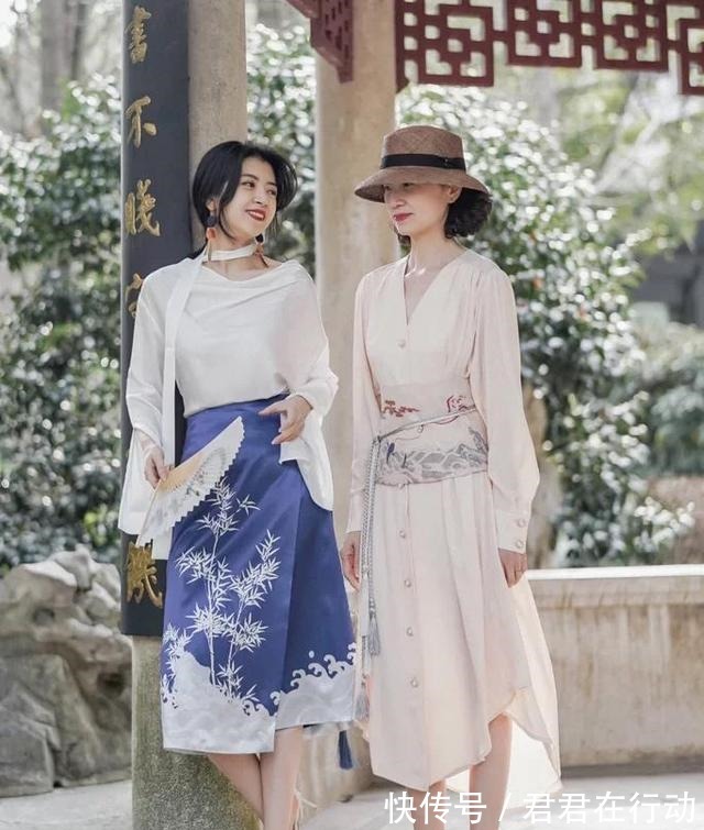 衬衫 三木妈妈老得时髦,简约穿搭却有“高级感”,60岁女人该有的样子!