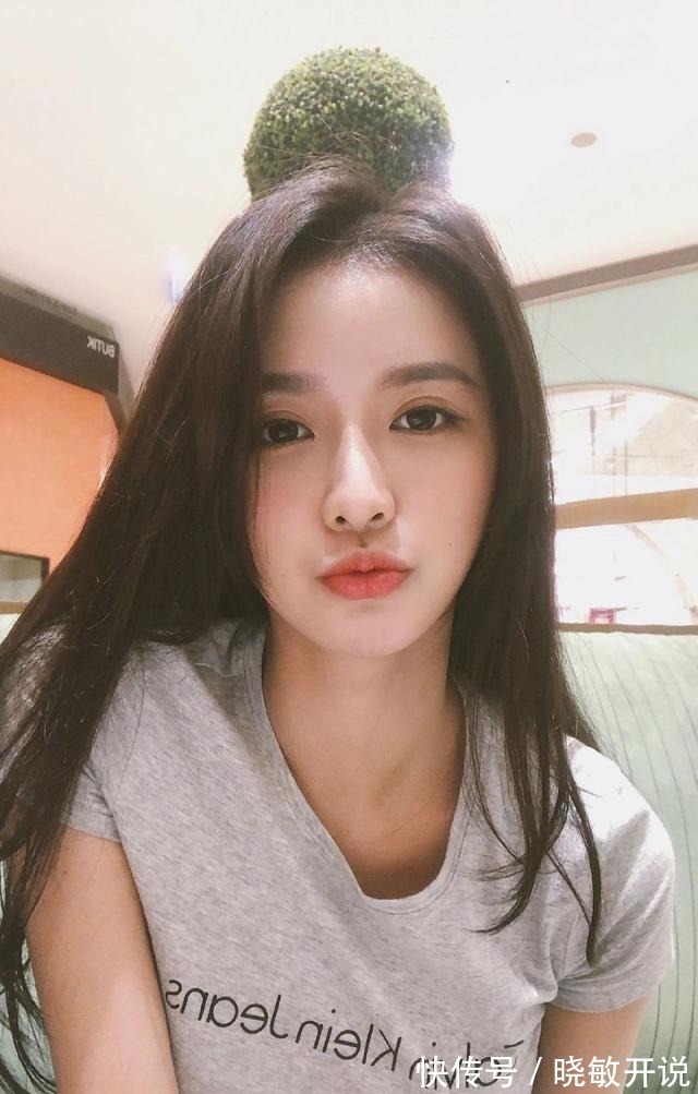 「青春有你2」蔡卓宜,穿緊身褲秀細腿,吊帶背心顯傲人豐滿身材!