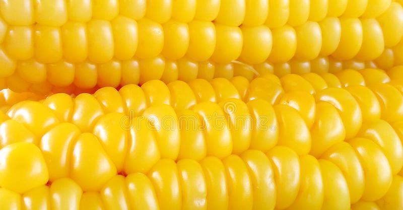 玉米|吃了30多年煮玉米,才知道好吃的做法,多加2味料,玉米软糯香甜