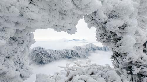 衡山|祈福圣地衡山成人间仙境，南国雾凇离广东仅2小时，游客：大美！