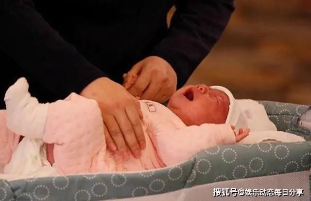 婆婆|8个月男婴，被奶奶“哄成”脑瘫儿，竟还有家长不知悔改