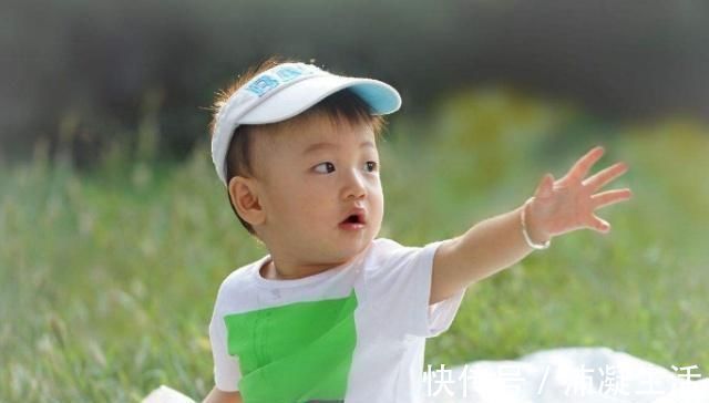 启蒙教育|出生头几年是宝宝大脑发育“黄金期”,10个方法提高智力,收藏了