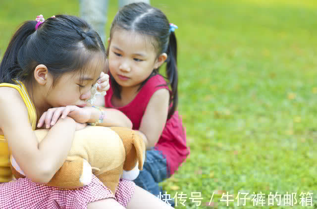 神婆|40岁女人哭诉:结婚12年,生育6个孩子,难道我没资格上桌吃饭?