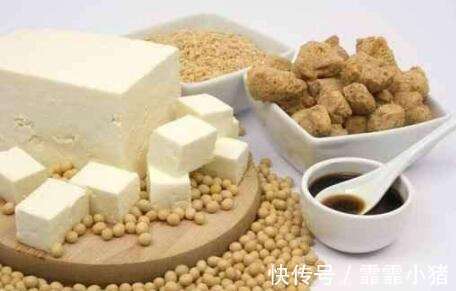 血液粘稠|血液粘稠的人,常有3个表现,多吃3物,助你清除血管垃圾防血